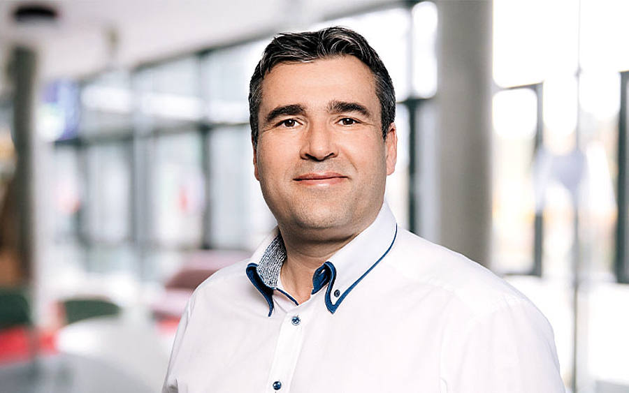 Hybrid Commerce