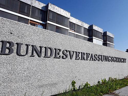 Darf der Staat Hacker spielen? Notfalls schon. Aber es braucht Regeln, befindet das Bundesverfassungsgericht. Foto: Uli Deck/dpa