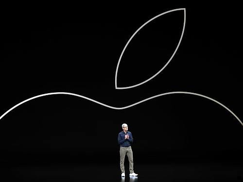 Tim Cook, Geschäftsführer von Apple, spricht im Steve Jobs Theater über das Apple iPhone XS und das Apple iPhone XS Max. Foto: Marcio Jose Sanchez/AP