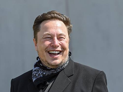 Tesla-Chef Elon Musk bei einem Besuch der Gigafactory in Grünheide. Foto: Patrick Pleul/dpa-Zentralbild/dpa