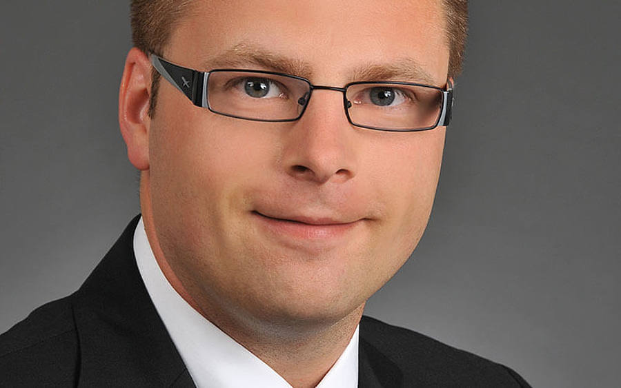 Daniel Model, Acronis