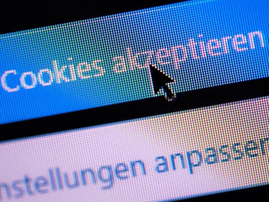 Die europäische Datenschutzorganisation noyb startet eine Beschwerdewelle gegen Cookie-Banner auf größeren Websites. Foto: Lino Mirgeler/dpa