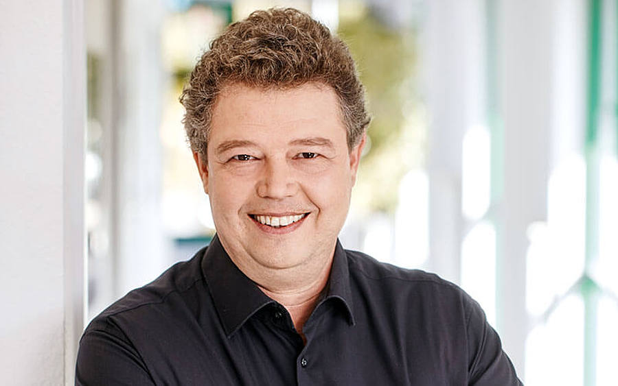 Stefan Kinkartz, Veda
